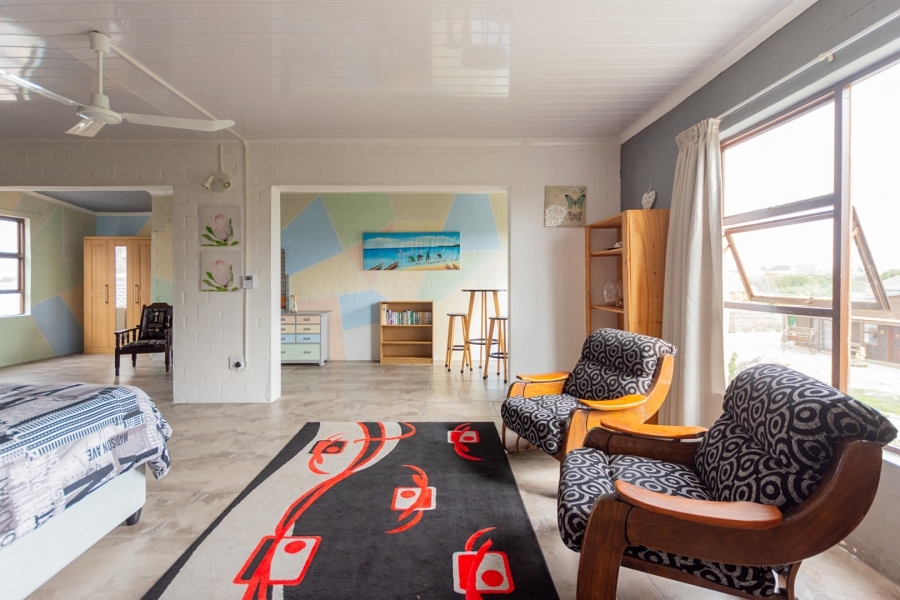 5 Bedroom Property for Sale in Britannia Bay Western Cape